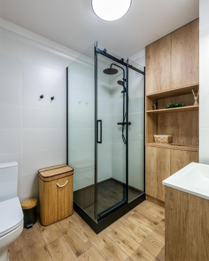 Căn hộ Sliska 3 -200m Od Dworca Centralnego, 100 Metrow Od Zlotych Tarasow - Wifi -smart Tv 55 Cali - Better Warsaw