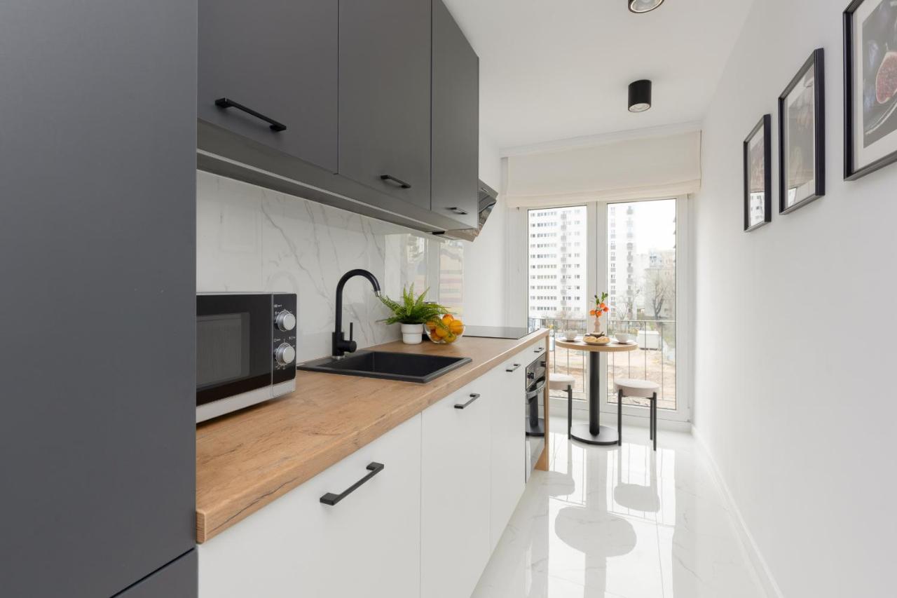 Stylish Heart Of By Renters Apartment Warsaw