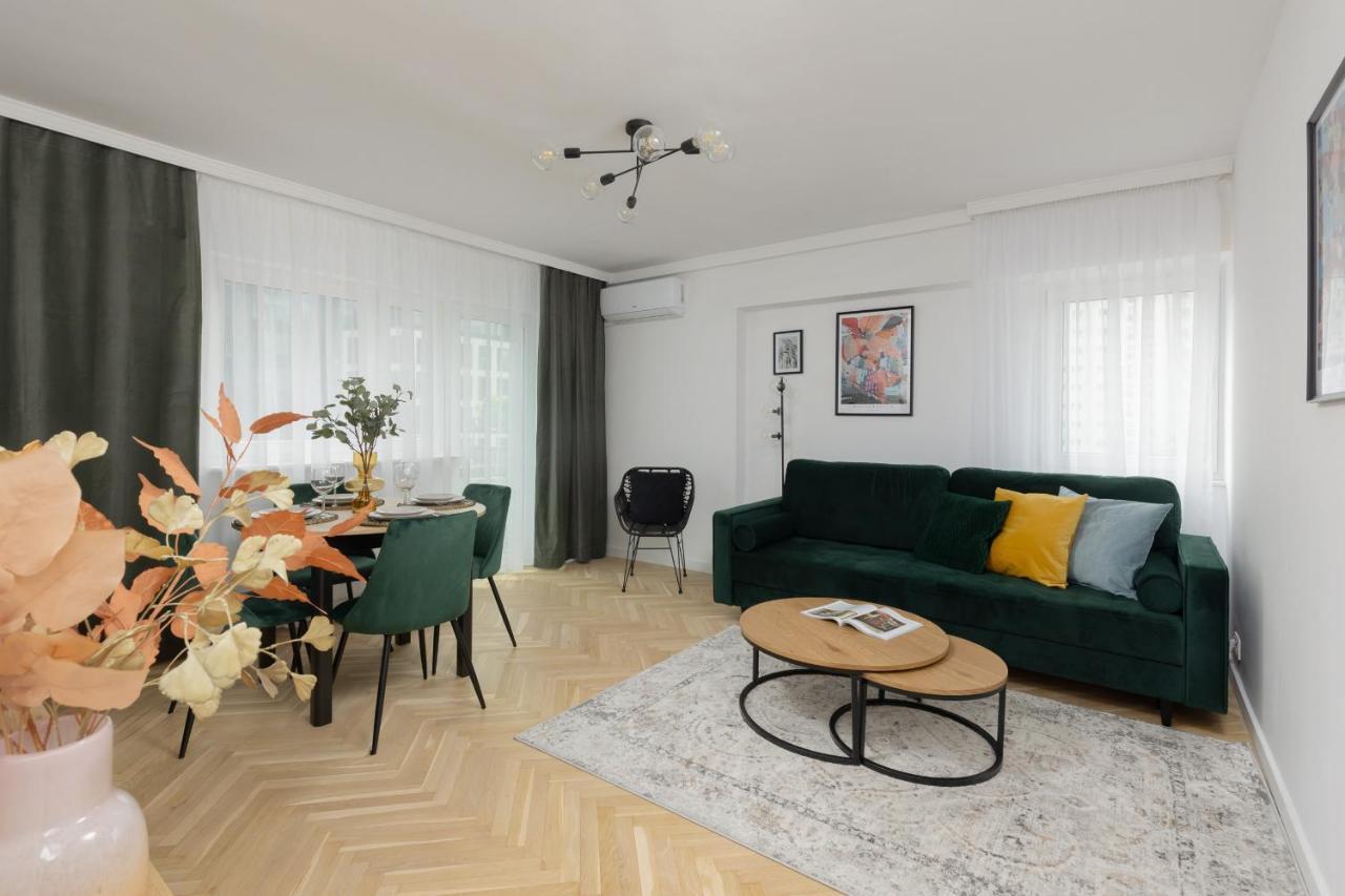 Apartment Stylish Heart Of By Renters