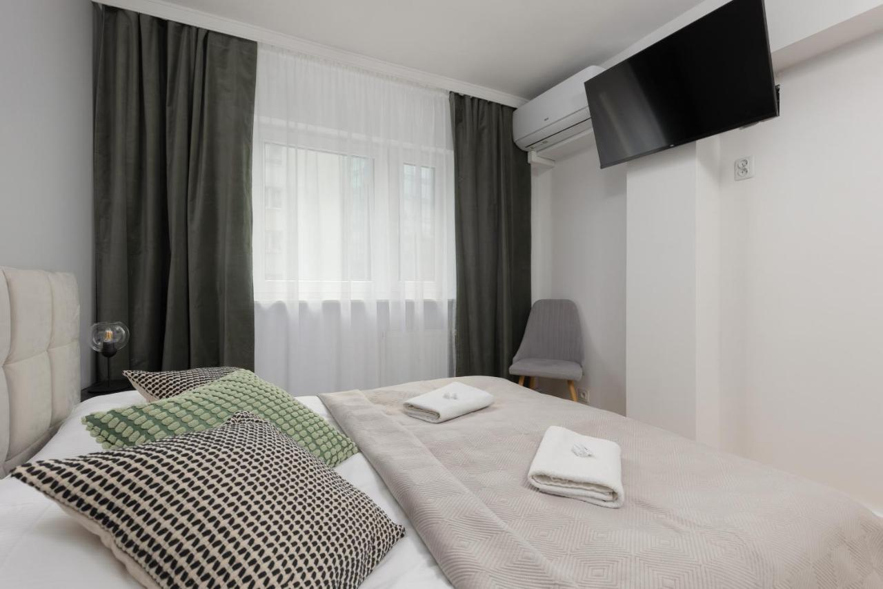 Stylish Heart Of By Renters Apartment *