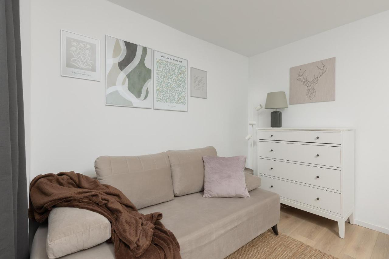 Apartamento Metro Bemowo By Renters