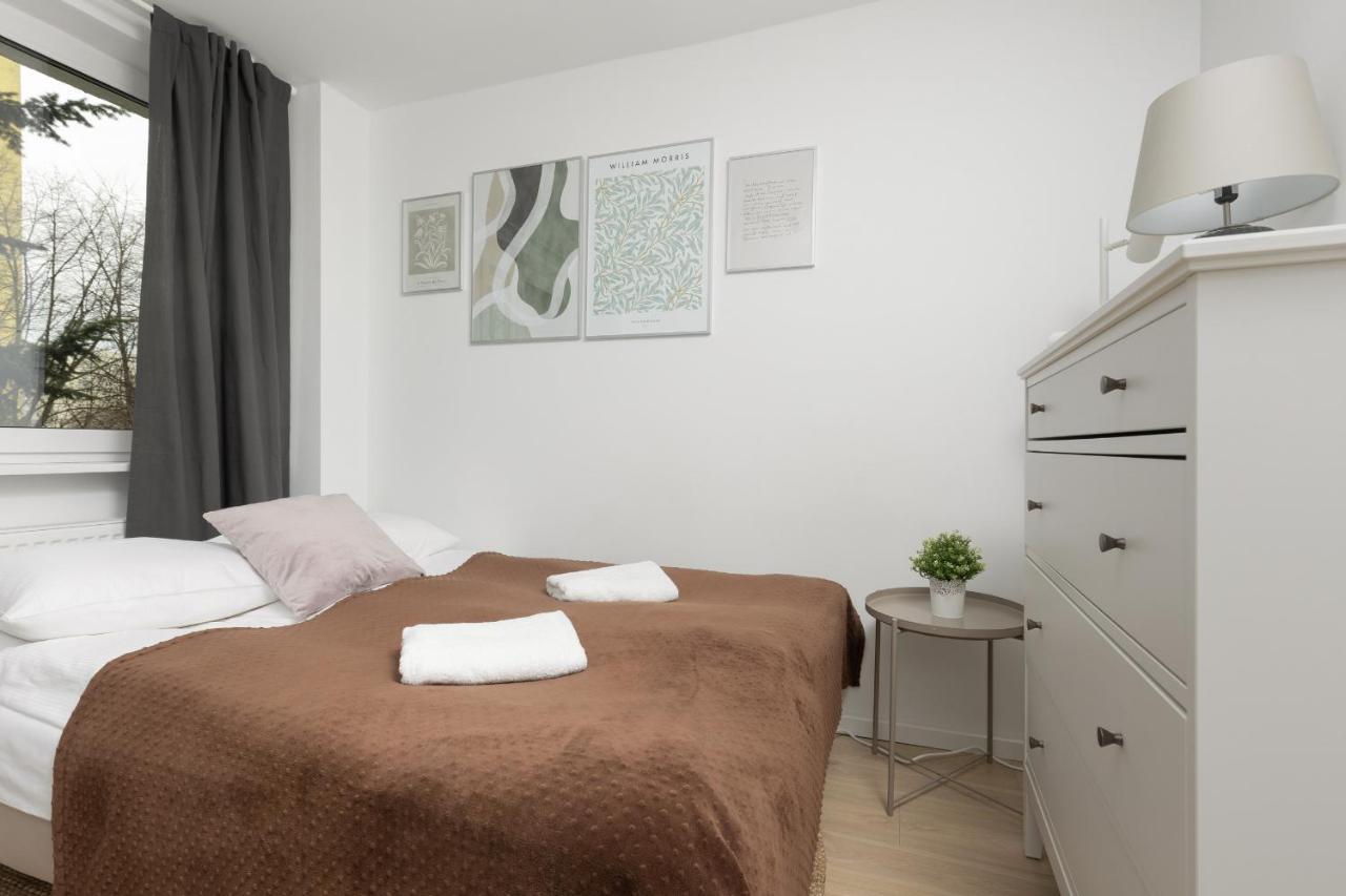 Apartamento Metro Bemowo By Renters *