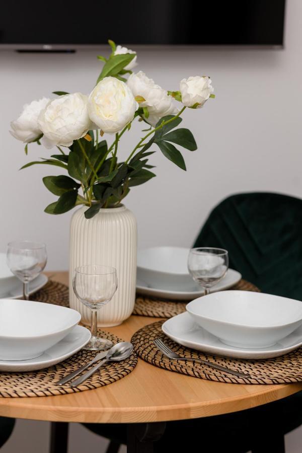 Apartamento Metro Bemowo By Renters Varsóvia