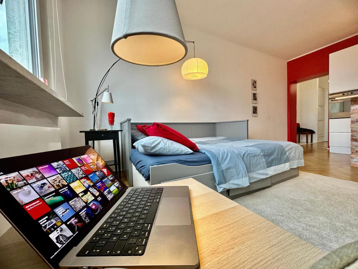 Apartment Super Beauty Metro Wifi 65'tv Netflix Hbo Appletv+ Warsaw