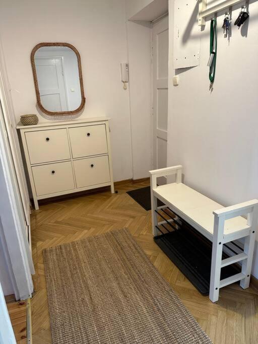 Apartment Stary Mokotow, Z Ogrodkiem Warsaw