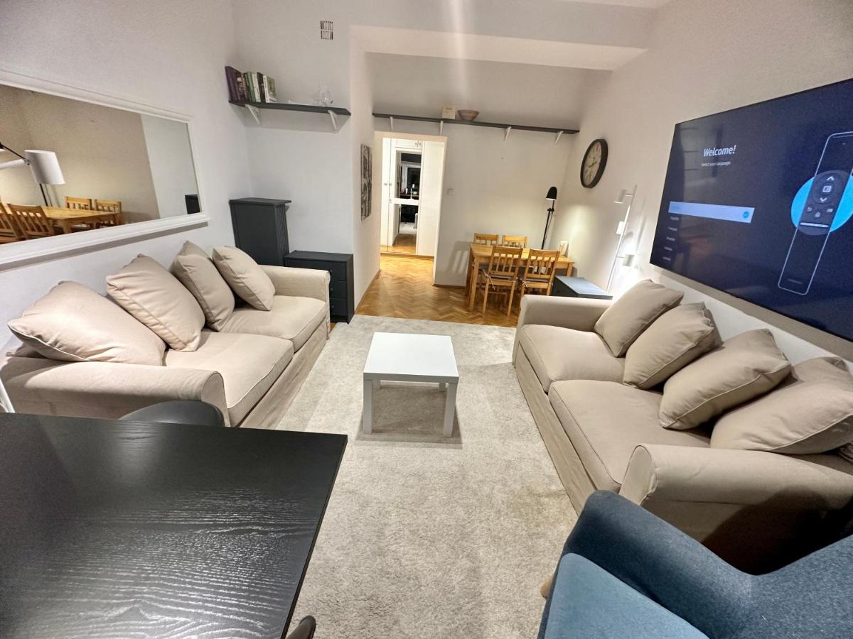 Metro Wifi 1gbs 75'tv Netflix Hbo Apartament *