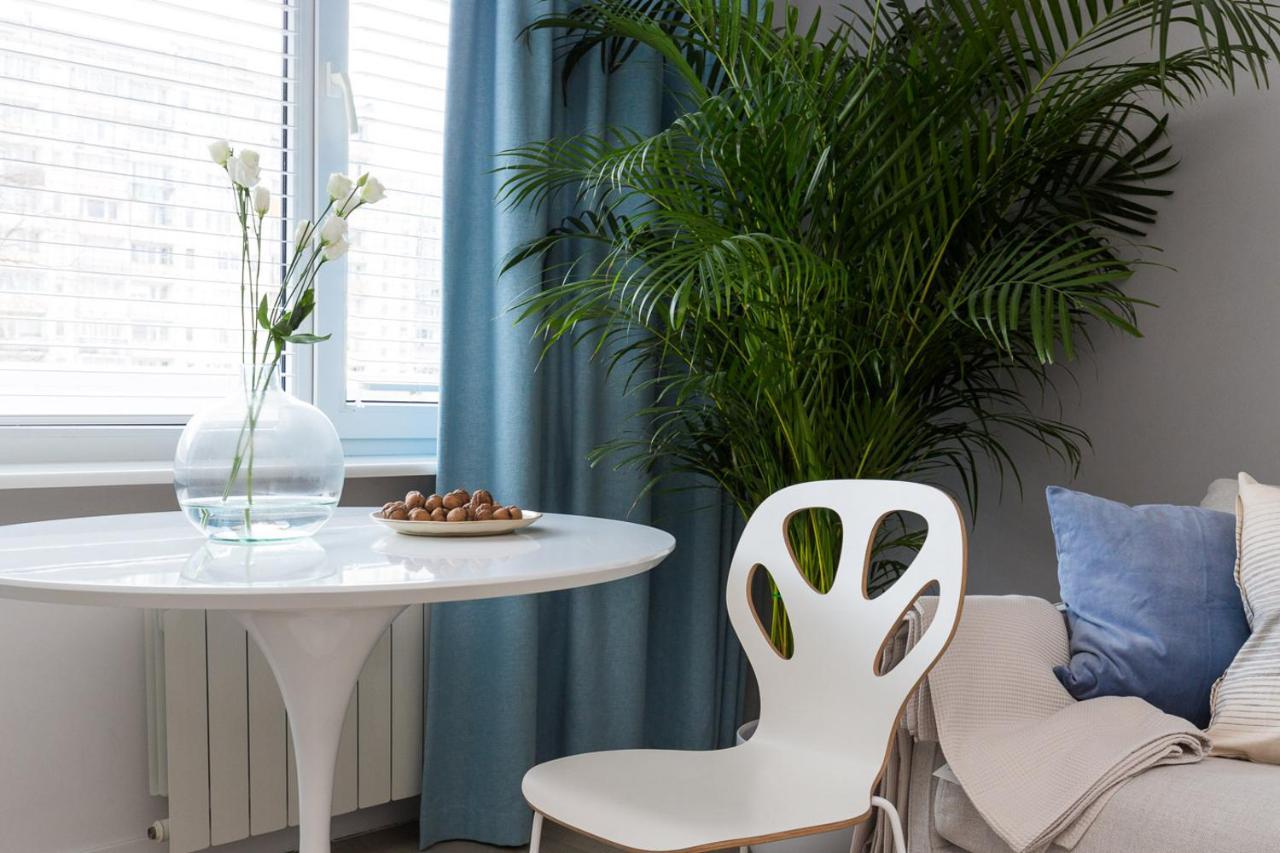 Bielany: Metro-adjacent With Catered Meals & Parking Warsaw