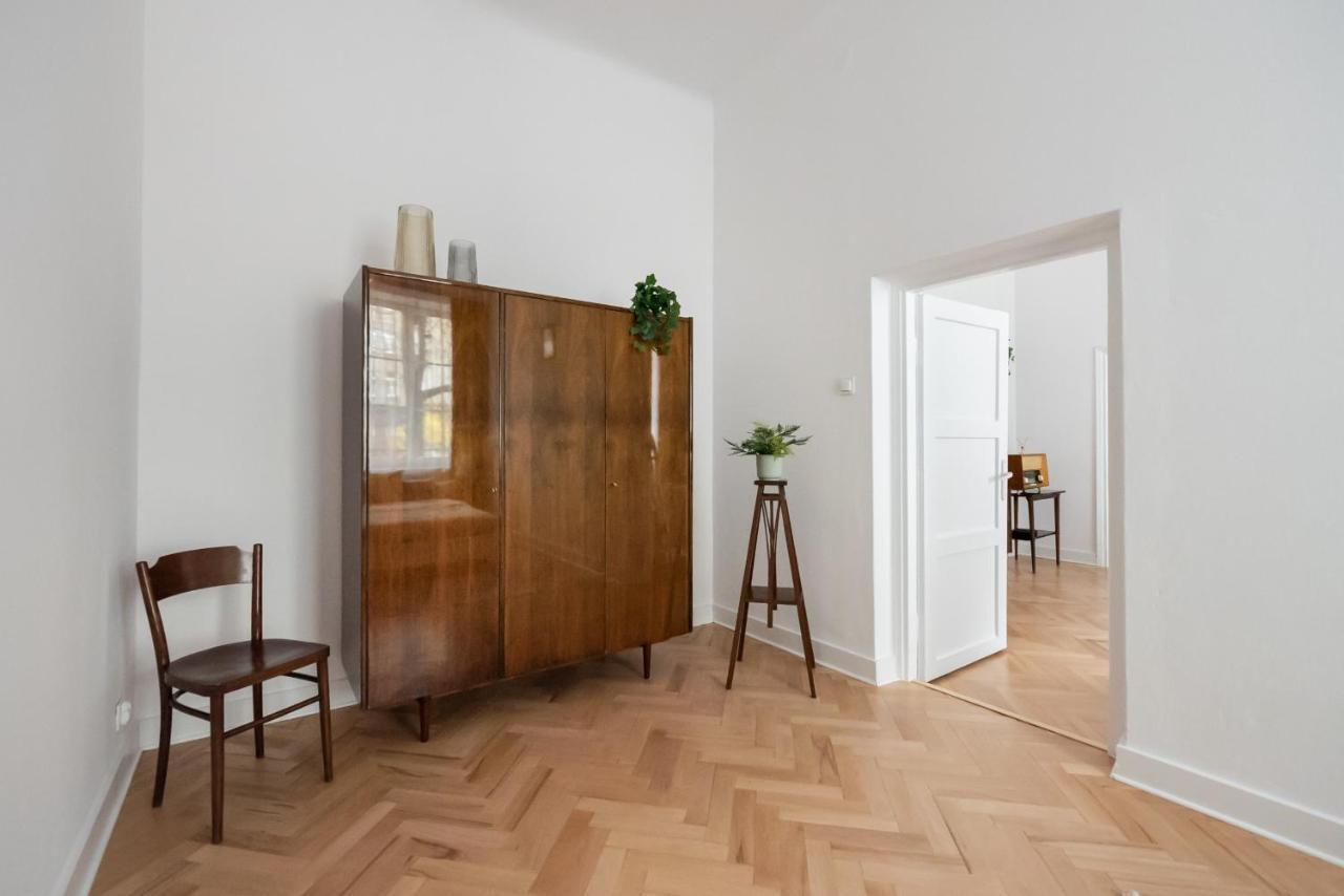 Apartament Wilcza Modern Prl