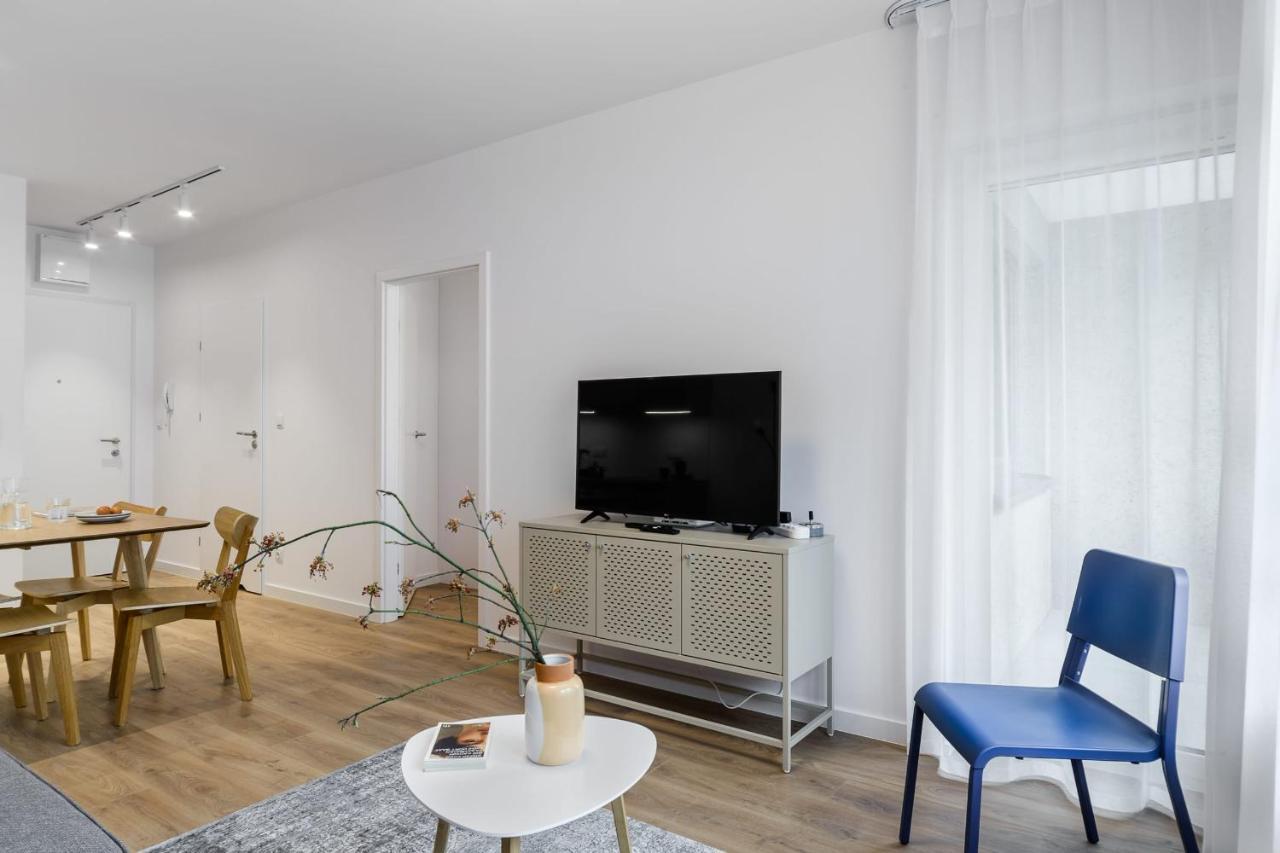 Modern Near The Chopin Airport Apartment Warsaw