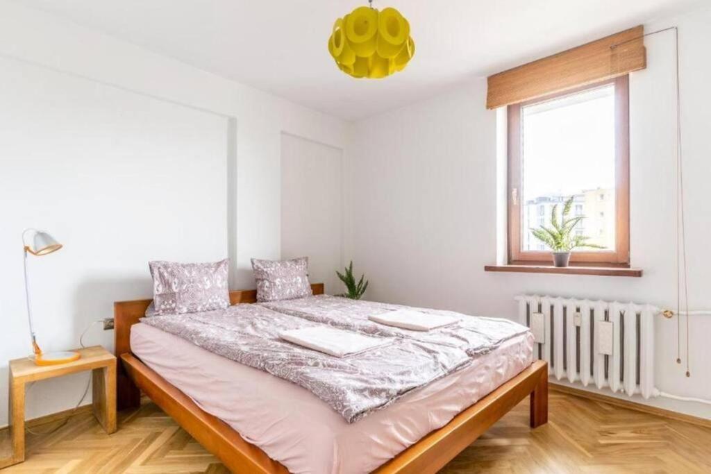 Zamkniete Center Twarda - Spacious One Bedroom * Warsaw