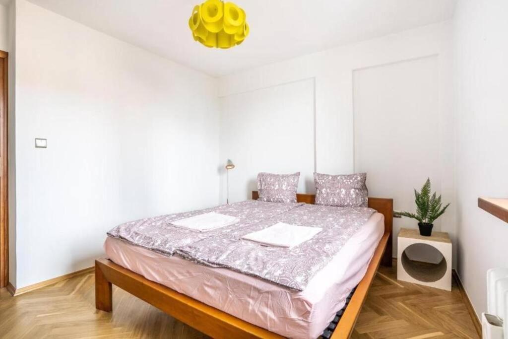 Zamkniete Center Twarda - Spacious One Bedroom Apartment
