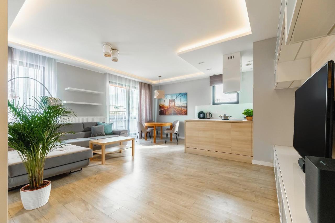 Jana Kazimierza 47 - 2 Sypialnie, 70m2, Balkon, Parking, Wi-fi *