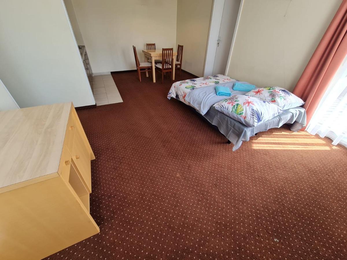 Apartamento 10q - Z6 701