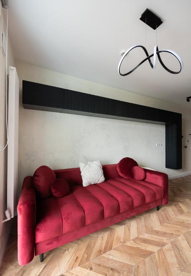 Apartment Wlochy Ruby *