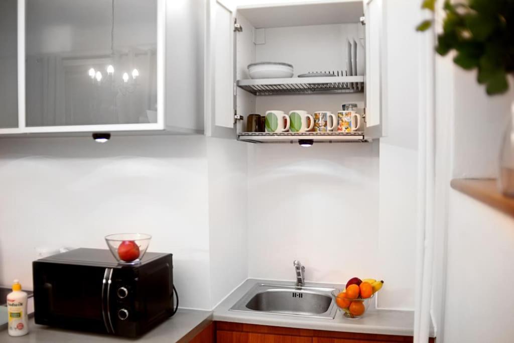 Apartament Marszalkowska 140 , Metro Swietokrzyska *