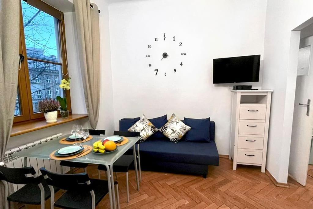 Apartament Marszalkowska 140 , Metro Swietokrzyska Warszawa