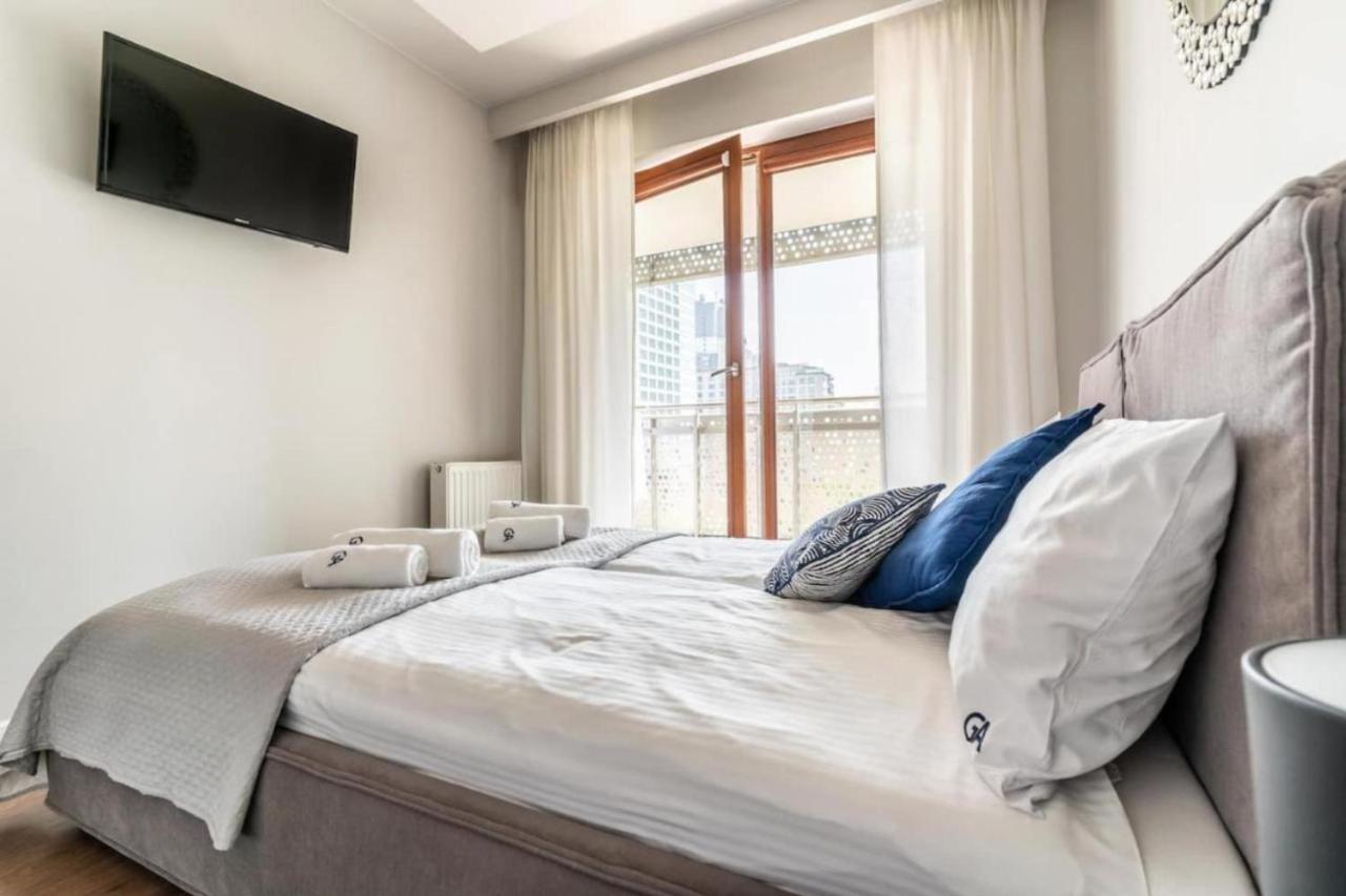 Golden - Browary Warszawskie - Luxury & Cozy - Oxygen Residence- Wronia Warschau