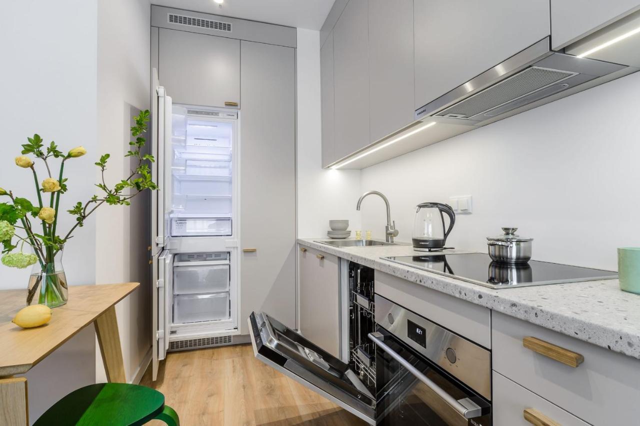 Stylish Flat Near The Chopin Airport Apartment *