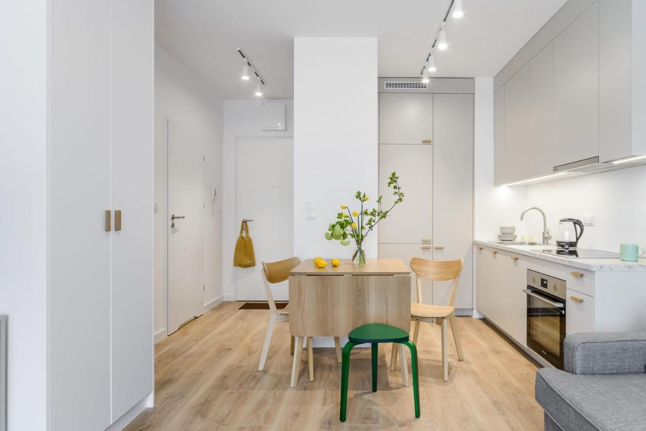 Apartment Stylish Flat Near The Chopin Airport Warschau