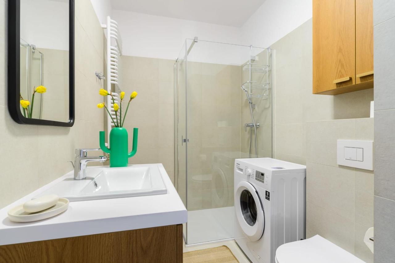 Stylish Flat Near The Chopin Airport Apartment *
