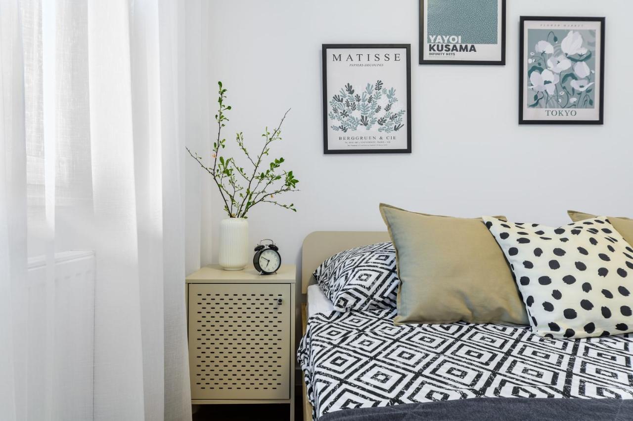 Apartment Stylish Flat Near The Chopin Airport *