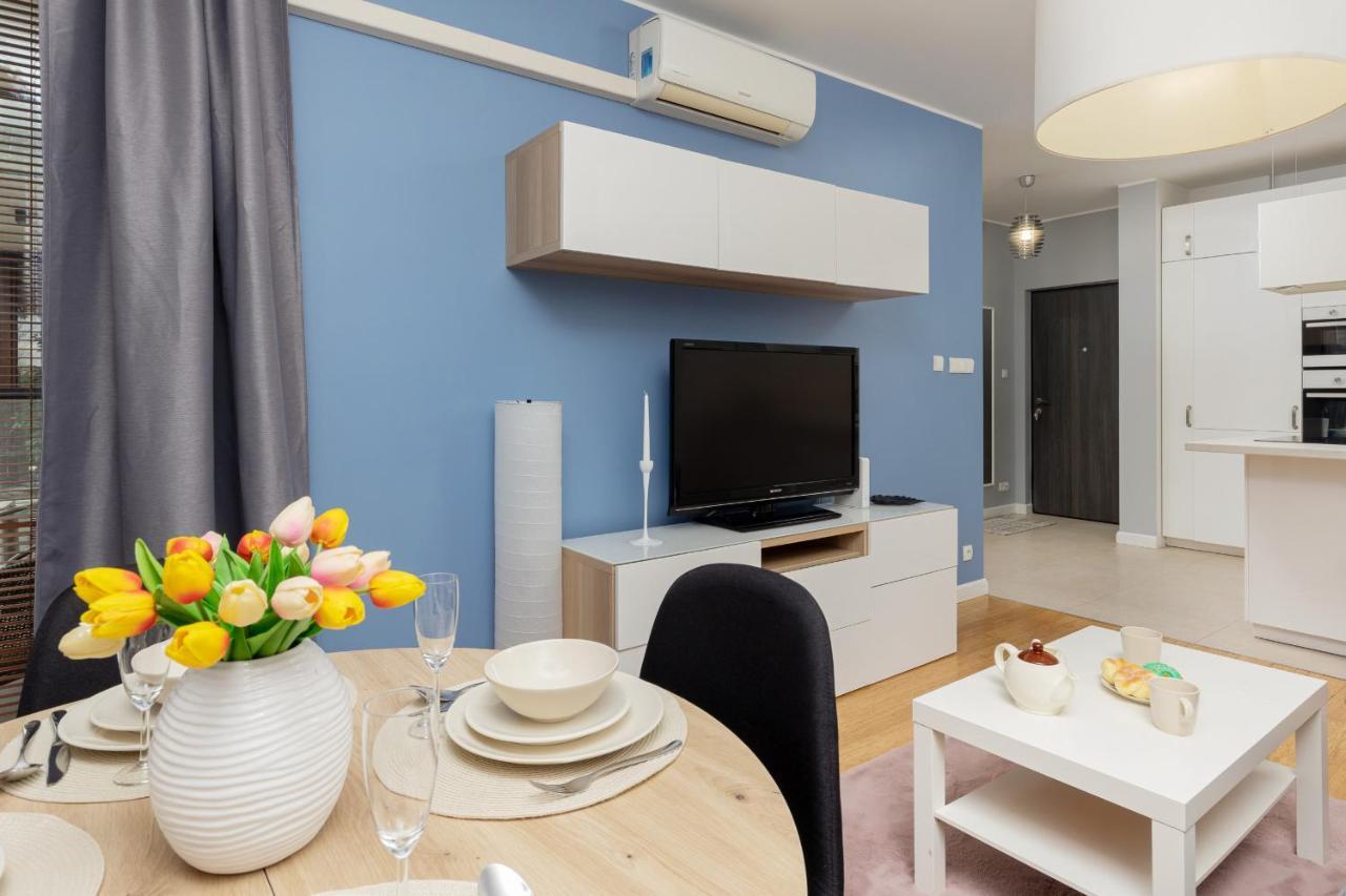 Căn hộ Siedmiogrodzka With Balcony & Parking Wola By Renters *