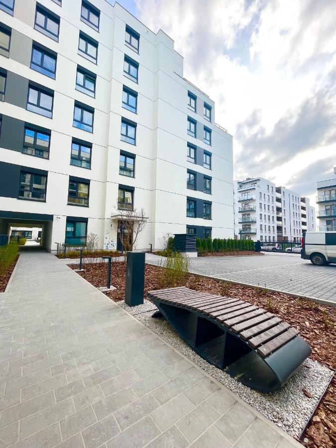Inside Airport & Business Premium Apartment Warsaw