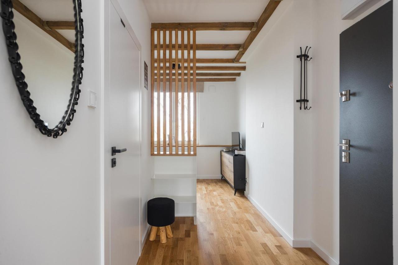 Rondo Wiatraczna Loft Apartment *