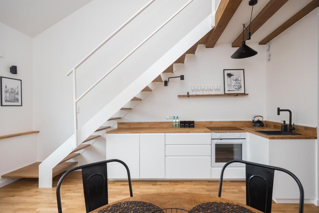 Rondo Wiatraczna Loft Apartment Warsaw