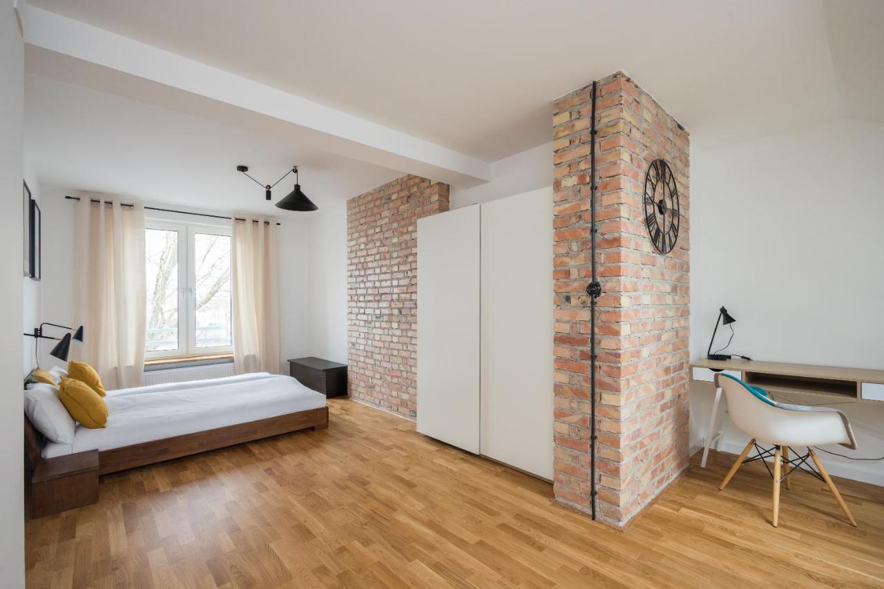 Rondo Wiatraczna Loft Apartment *