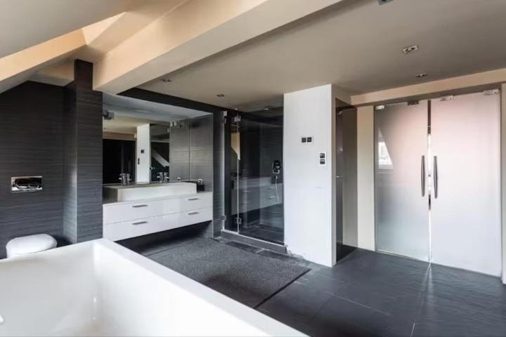 3 Floor Luxury 150 M2 - Old Town - Downtown View - Piwna Apartment *