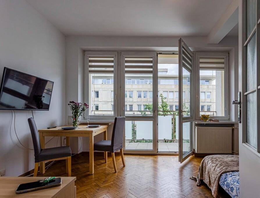 Krucza 17, Centrum Apartament *