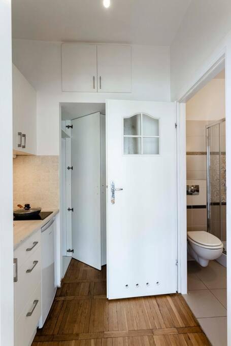 Krucza 17, Centrum Apartament Warszawa