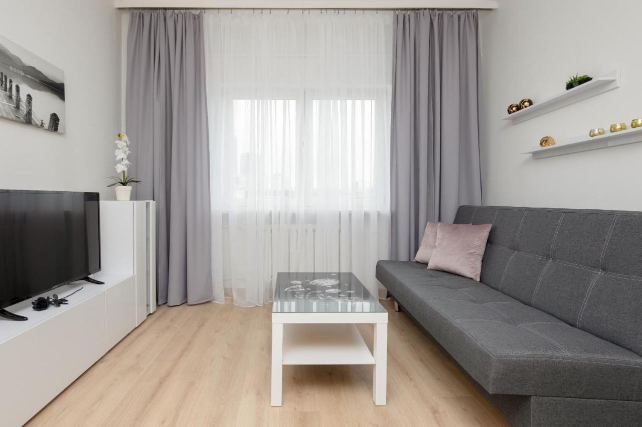 Cozy In The City Center Mazowiecka By Renters