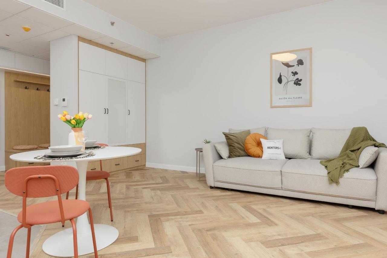 Business Kasprzaka With Parking By Renters * Varsóvia