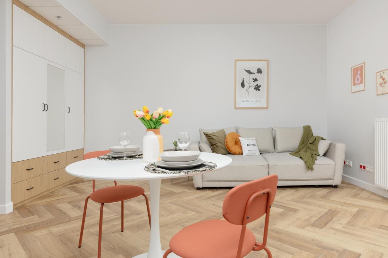 Business Kasprzaka With Parking By Renters Aparthotel *
