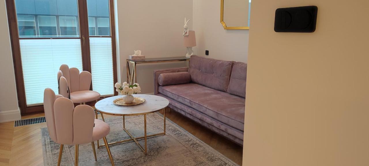 Studio Pawia Center Apartment