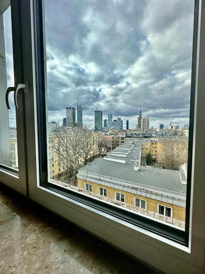Apartment Super Beauty Metro Wifi 65'tv Netflix Hbo Appletv+ *