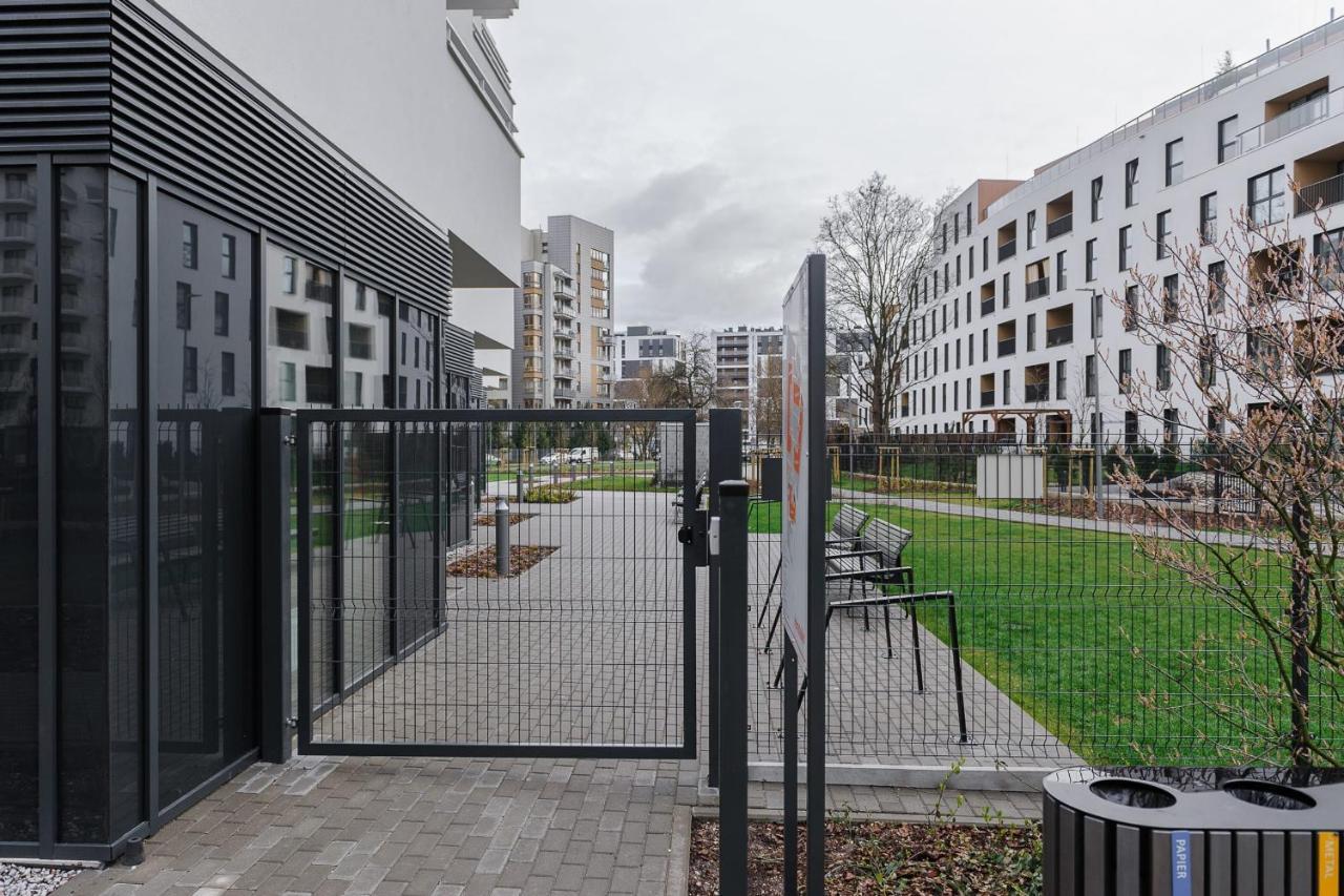Apartment Modern Near The Chopin Airport *