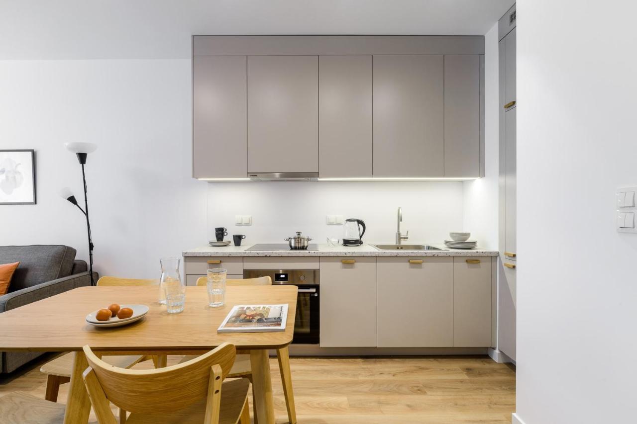 Apartment Modern Near The Chopin Airport Warsaw