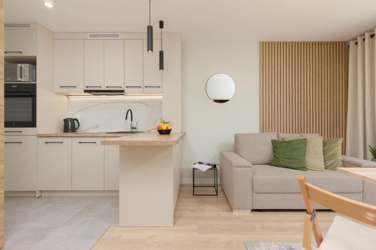 Aleja Jana Pawla Ii By Renters Apartment