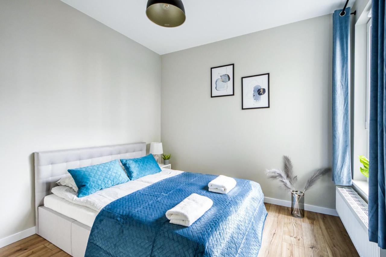 Apartment Inside Airport & Business Premium Warsaw