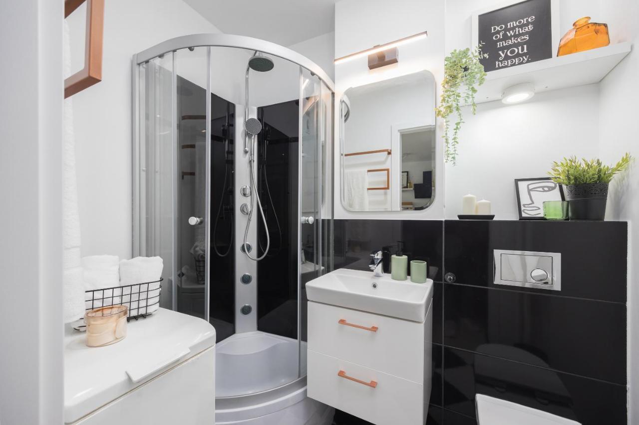 Apartment ★bright With Positive Vibes★