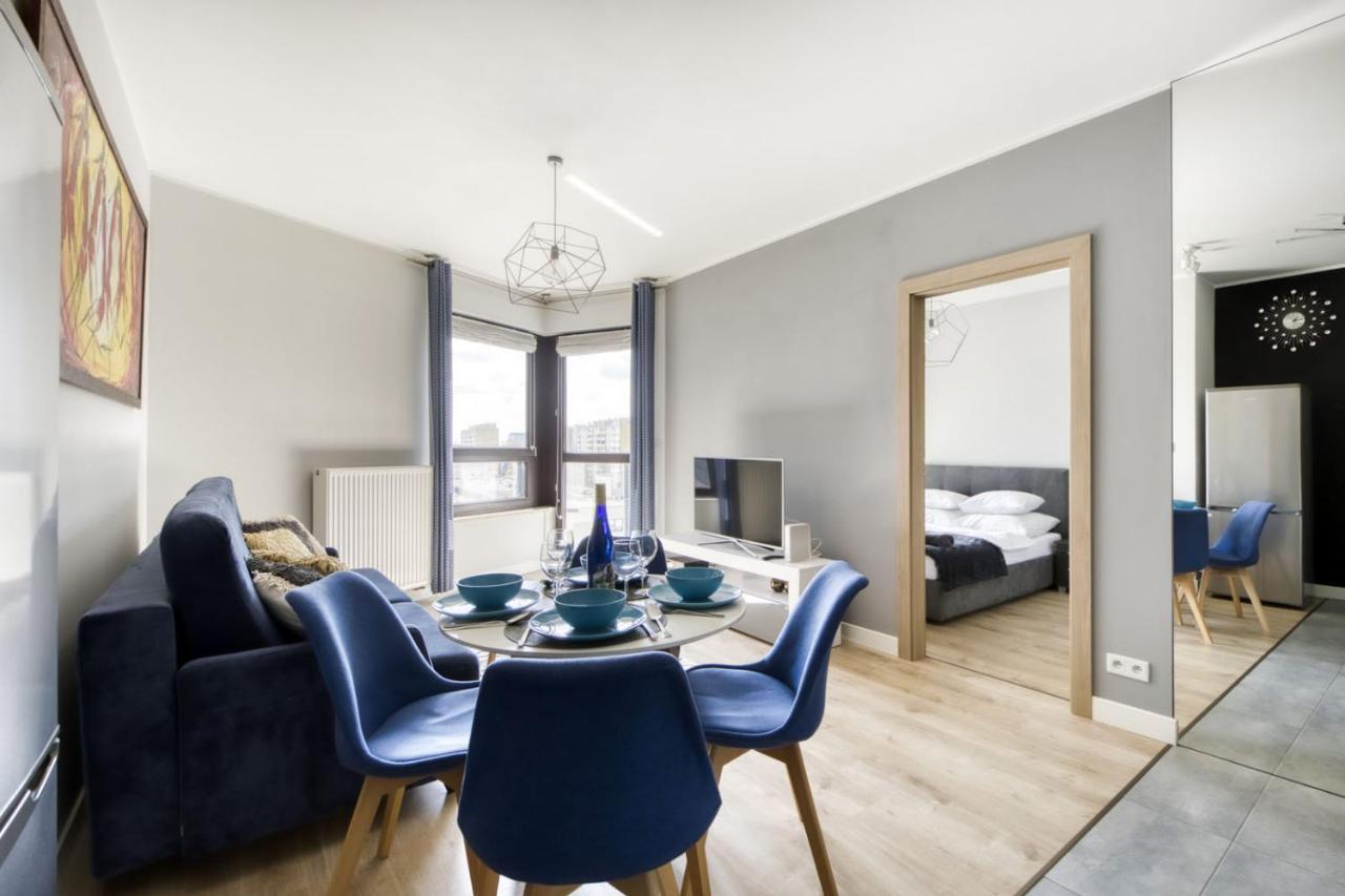 Apartamento Night Metro Plocka *