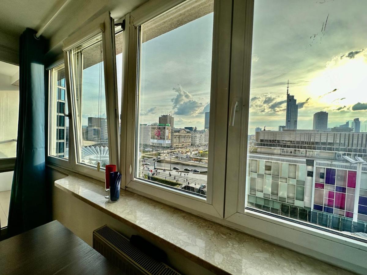 View Metro Wifi 1gb 80'tv Netflix Disney+ Hbo Apartment
