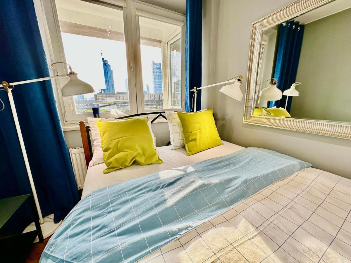 Apartment View Metro Wifi 1gb 80'tv Netflix Disney+ Hbo *
