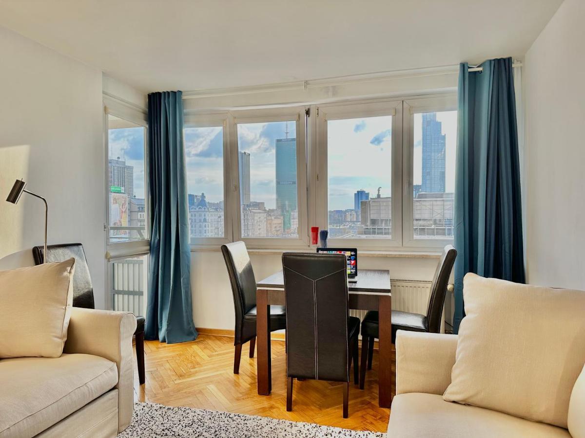 Apartment View Metro Wifi 1gb 80'tv Netflix Disney+ Hbo Warsaw