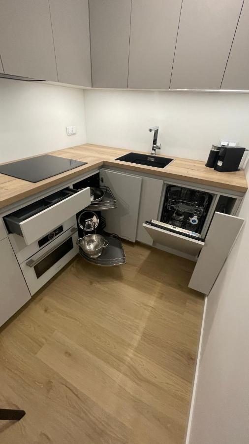 Apartament 4 Bed 2