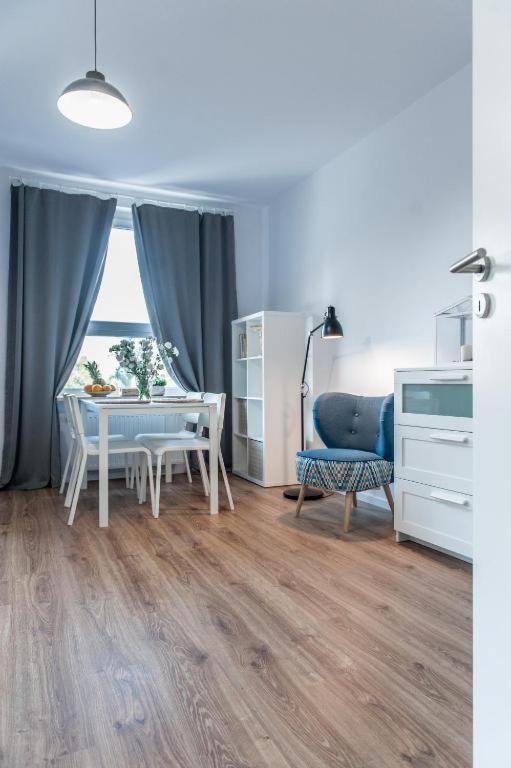 Căn hộ Golden - Big And Bright Stylish - Center - Pereca Warsaw