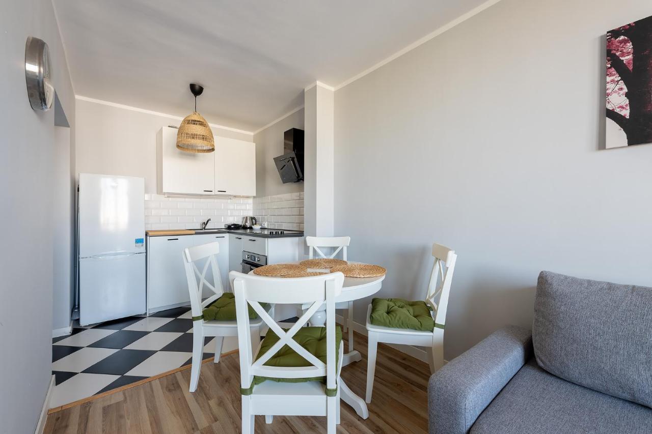 Maklakiewicza 17 - 700m Od Szpitala Mswia - 4km Do Lotniska Chopina - Maly Balkon - Piekny Widok Na Centrum Warszawy *